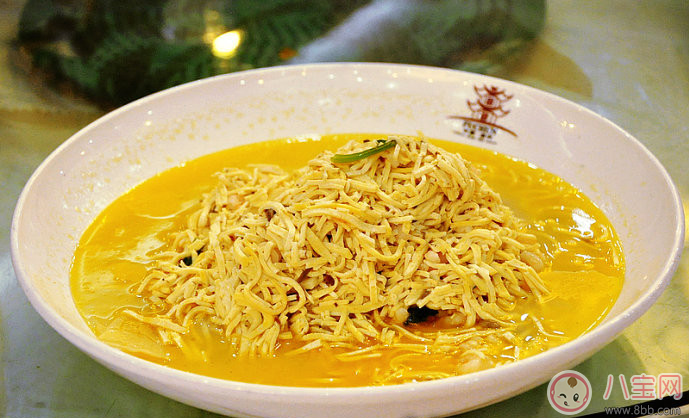 八個(gè)月寶寶可以吃蟹黃嗎 蟹黃怎么給寶寶吃 八個(gè)月寶寶可以吃蟹黃嗎 蟹黃怎么給寶寶吃