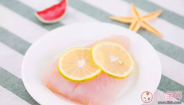 寶寶不吃魚怎么辦 孩子不吃魚怎么哄(沒有魚腥味的魚餅最適合)