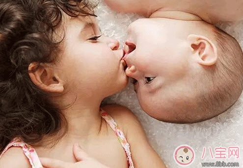 二胎寶寶相處 二胎與頭胎之間的相處 二胎寶寶相處 二胎與頭胎之間的相處