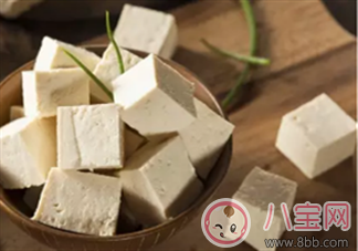 夏季寶寶愛出汗 來點(diǎn)豆腐輔食