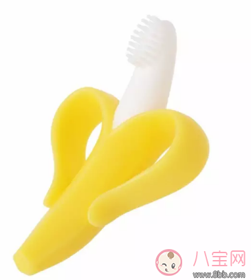 寶寶牙刷使用有講究 學(xué)《爸爸去哪兒》Kimi刷牙告別牙齦問(wèn)題