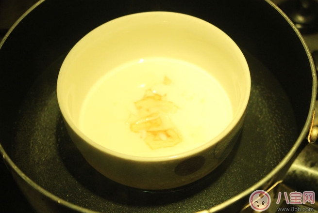 夏天孕婦應(yīng)該怎么喝酸奶 酸奶能加熱了喝嗎 夏天孕婦應(yīng)該怎么喝酸奶 酸奶能加熱了喝嗎