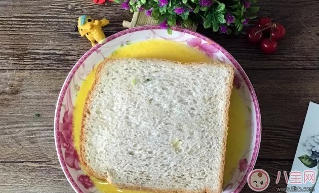 寶寶輔食酸奶餅 酸奶青菜營養(yǎng)豐富
