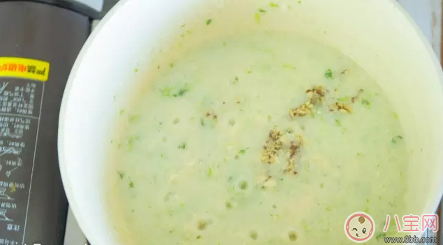 寶寶不喜歡吃白粥 來份香菇玉米雞茸粥