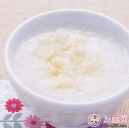 寶寶六個月大輔食：土豆稀粥