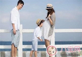 二胎胎動(dòng)比第一胎早嗎     二胎胎動(dòng)早正常嗎