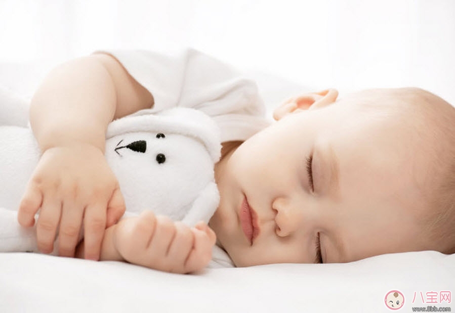 寶寶夜奶要吃多少 寶寶奶睡怎么改 寶寶夜奶要吃多少 寶寶奶睡怎么改