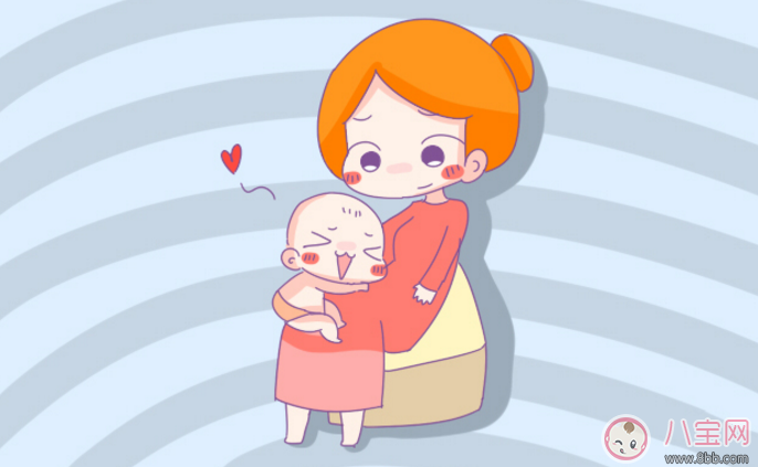 寶寶豎著抱不哭是什么原因 小孩子橫抱哭豎抱就不哭 寶寶豎著抱不哭是什么原因 小孩子橫抱哭豎抱就不哭