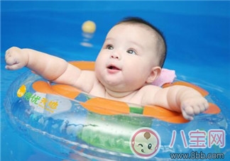 秋季寶寶有頭皮屑的原因 如何天然去除孩子頭皮屑 秋季寶寶有頭皮屑的原因 如何天然去除孩子頭皮屑