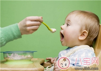 嬰幼兒米粉如何選購(gòu) 喂養(yǎng)米粉有講究 嬰幼兒米粉如何選購(gòu) 喂養(yǎng)米粉有講究