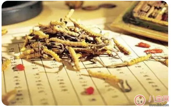 母乳喂養(yǎng)很艱難 別不小心走到坑里面去了 母乳喂養(yǎng)很艱難 別不小心走到坑里面去了