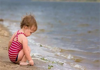 孩子在去幼兒園不適應不合群 這么做效果事半功倍