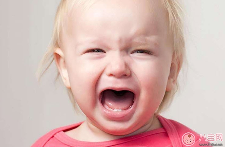 一歲寶寶眼屎突然變多是怎么回事怎么辦 寶寶眼屎多按摩鼻淚管怎么做