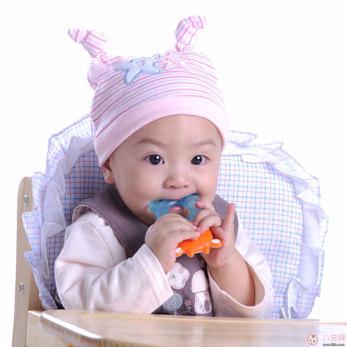 如何幫助寶寶度過磨人的長牙期？