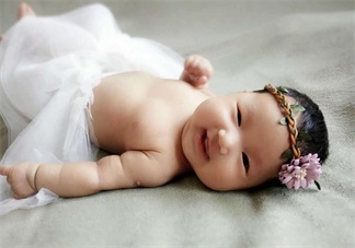 寶寶夜醒讓人崩潰 培養(yǎng)孩子規(guī)律睡眠才更重要