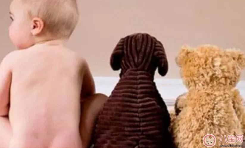 怎么給新生兒洗臉最好 新生兒正確的洗臉方法