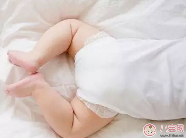 寶寶棉布尿片上的屎怎么洗干凈 寶寶棉布尿片怎么洗的又快又干凈