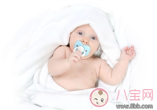 寶寶不吃奶瓶怎么辦？終于有招兒治了！