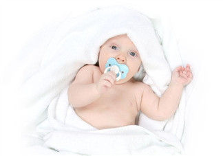 寶寶不吃奶瓶怎么辦？終于有招兒治了！