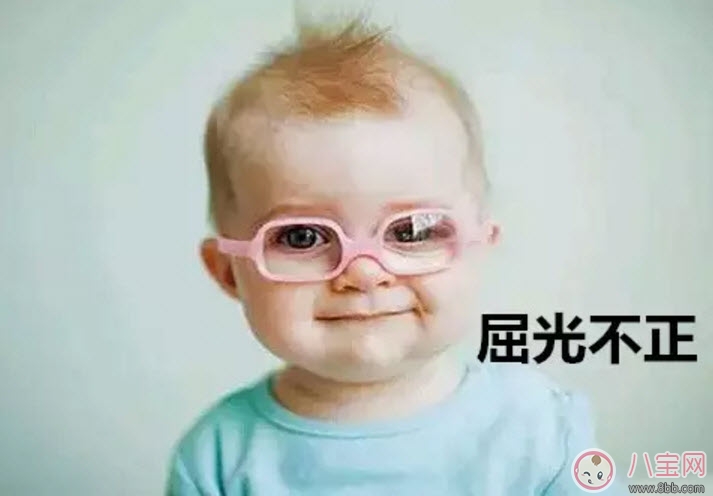 寶寶突然頻繁眨眼睛是怎么回事 寶寶最近頻繁用力眨眼睛是什么原因 寶寶突然頻繁眨眼睛是怎么回事 寶寶最近頻繁用力眨眼睛是什么原因