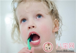 寶寶換牙期出現(xiàn)的狀況 寶寶換牙期注意事項(xiàng)
