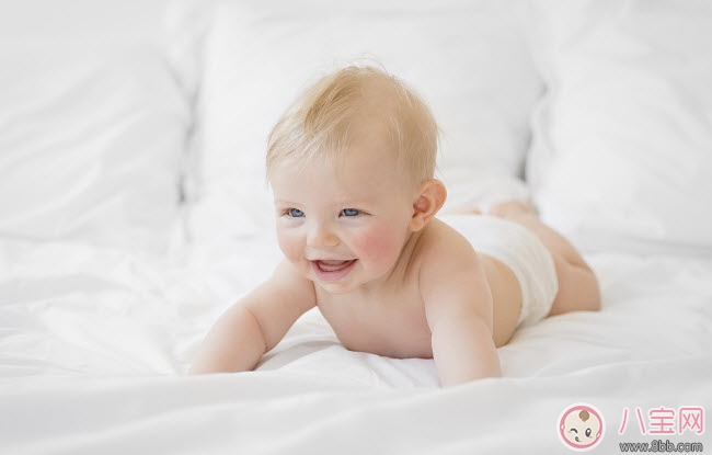 寶寶走路走的早說明寶寶聰明嗎 寶寶走路的正確標(biāo)準(zhǔn)時(shí)間是什么時(shí)候 寶寶走路走的早說明寶寶聰明嗎 寶寶走路的正確標(biāo)準(zhǔn)時(shí)間是什么時(shí)候