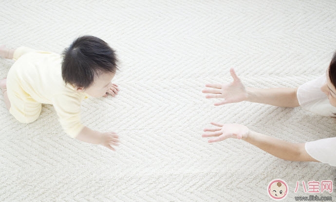 寶寶走路走的早說明寶寶聰明嗎 寶寶走路的正確標(biāo)準(zhǔn)時(shí)間是什么時(shí)候 寶寶走路走的早說明寶寶聰明嗎 寶寶走路的正確標(biāo)準(zhǔn)時(shí)間是什么時(shí)候