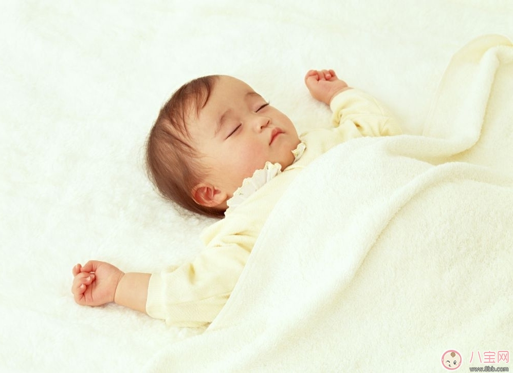 寶寶的頭發(fā)生長過程 寶寶頭發(fā)生長的秘密 寶寶的頭發(fā)生長過程 寶寶頭發(fā)生長的秘密