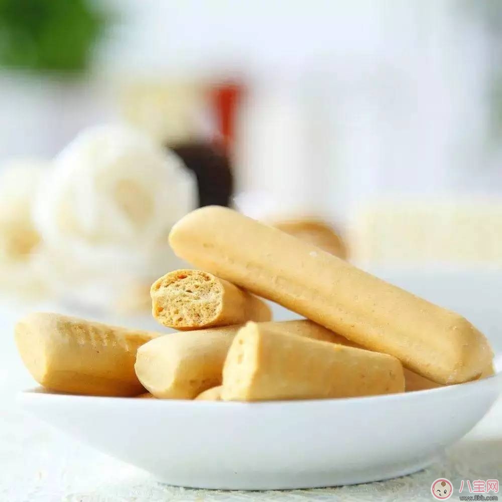 孩子磨牙，是因?yàn)槿扁}嗎？