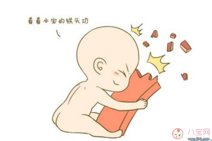 六個(gè)月的寶寶頭撞了有沒(méi)有問(wèn)題 寶寶喜歡反復(fù)撞頭是什么原因 六個(gè)月的寶寶頭撞了有沒(méi)有問(wèn)題 寶寶喜歡反復(fù)撞頭是什么原因
