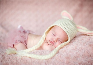 到睡覺(jué)時(shí)間了就哭 寶寶吵瞌睡有道理嗎