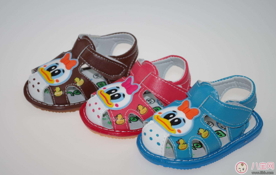 寶寶選鞋誤區(qū)要避開 正確選對鞋子才算好