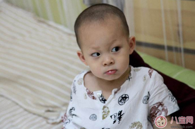 寶寶愛生氣爸爸媽媽怎么應對自如 寶寶生氣解決方法