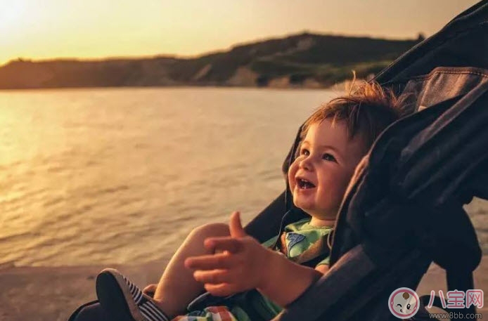 帶寶寶出門玩要準備什么 帶寶寶出門旅游必備 帶寶寶出門玩要準備什么 帶寶寶出門旅游必備