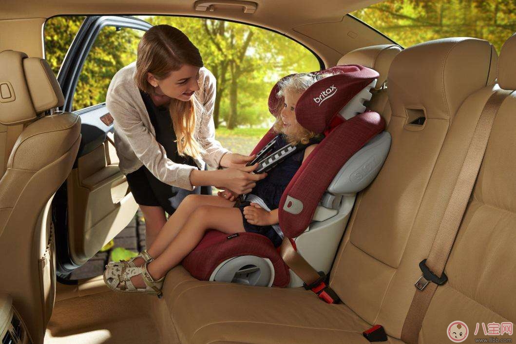 出游帶寶寶乘車錯誤觀念 小細節(jié)要注意 出游帶寶寶乘車錯誤觀念 小細節(jié)要注意