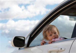 出游帶寶寶乘車錯(cuò)誤觀念  小細(xì)節(jié)要注意