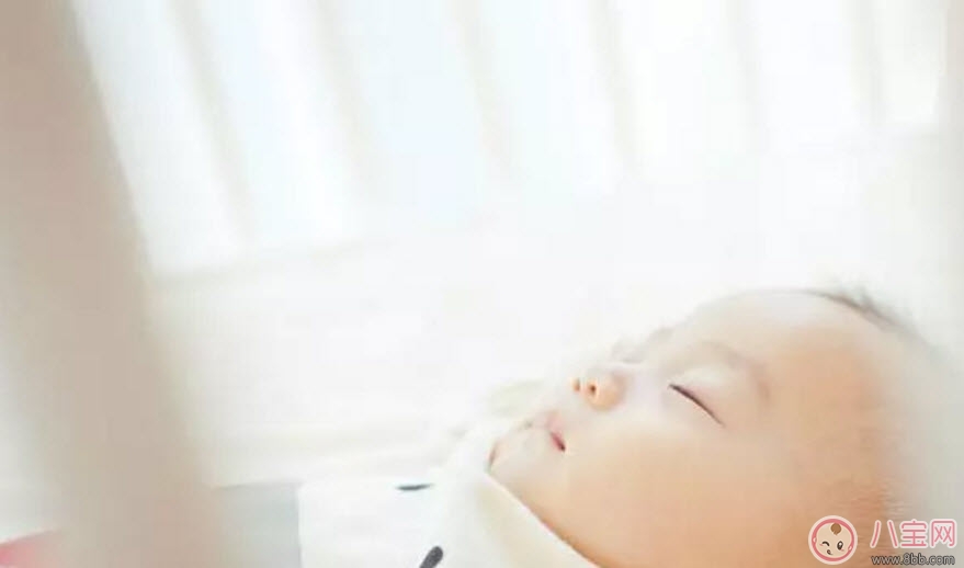 寶寶幾點(diǎn)睡覺最好 如何讓寶寶快速入睡 寶寶幾點(diǎn)睡覺最好 如何讓寶寶快速入睡