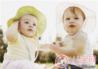 寶寶秋天長(zhǎng)痱子的防治之道