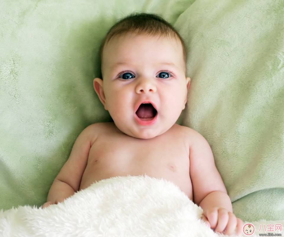 寶寶秋天長(zhǎng)痱子的防治之道