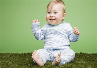 一個(gè)月大寶寶怎么按摩好 一月大寶寶按摩指南