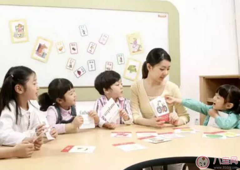 寶寶上幼兒園前的準(zhǔn)備 寶寶上學(xué)前的心理教育物品準(zhǔn)備。