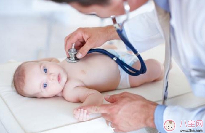 寶寶痱子和濕疹的區(qū)別 寶寶濕疹和痱子最大的不同是什么 寶寶痱子和濕疹的區(qū)別 寶寶濕疹和痱子最大的不同是什么
