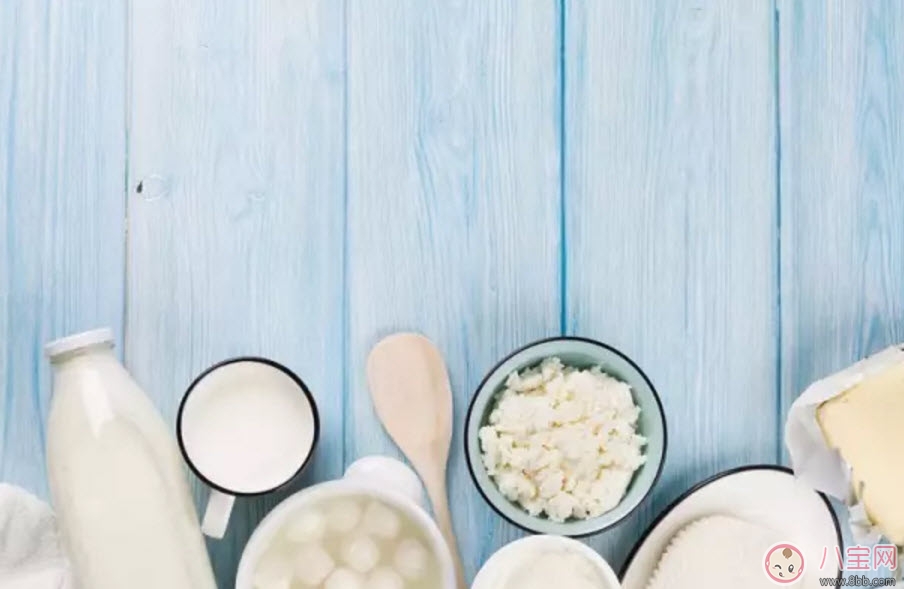 夏天寶寶出汗多是什么原因 寶寶出汗和虛汗的區(qū)別