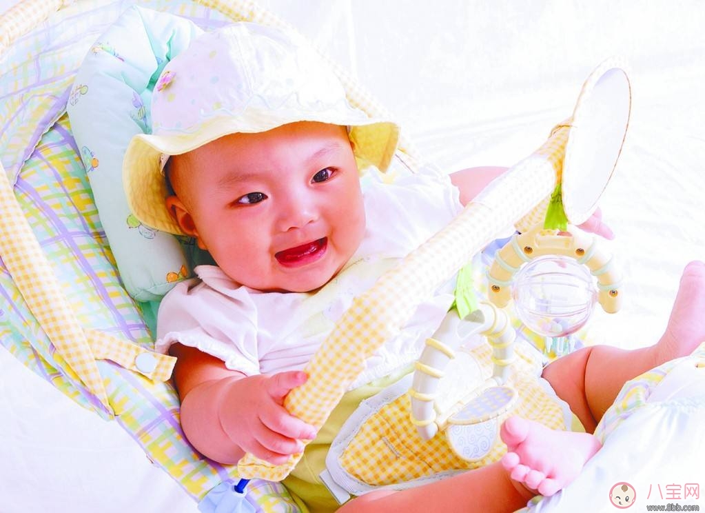 如何保護保寶寶耳朵 從小細節(jié)做起 如何保護保寶寶耳朵 從小細節(jié)做起