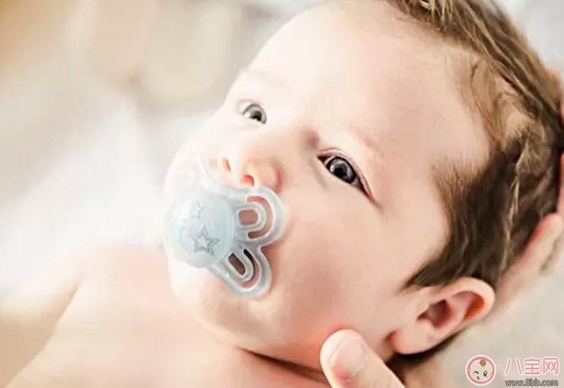 新生兒肚子咕咕響怎么回事 寶寶肚子咕嚕咕嚕叫怎么辦是什么原因