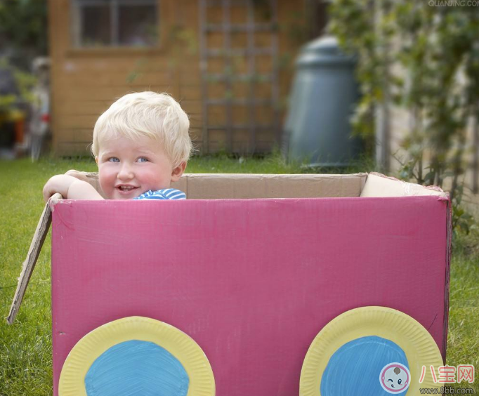 孩子這樣其實是中暑了 別把中暑當(dāng)發(fā)燒治 孩子這樣其實是中暑了 別把中暑當(dāng)發(fā)燒治