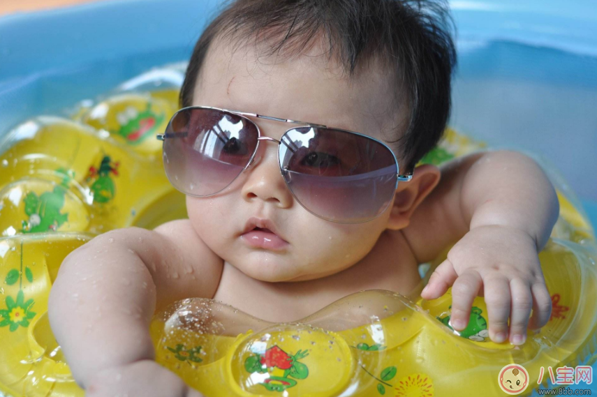 孩子這樣其實是中暑了 別把中暑當(dāng)發(fā)燒治 孩子這樣其實是中暑了 別把中暑當(dāng)發(fā)燒治