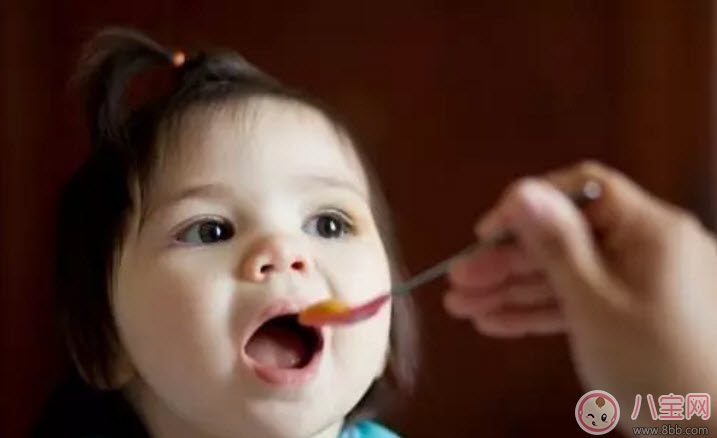 寶寶睡覺干咳怎么回事 寶寶干咳是什么原因