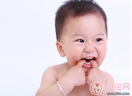 寶寶咬人怎么糾正 壞習(xí)慣咬人是不是缺什么