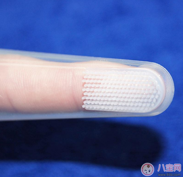 給孩子保護(hù)牙齒從什么時(shí)候開始好 保護(hù)孩子牙齒要趁早 給孩子保護(hù)牙齒從什么時(shí)候開始好 保護(hù)孩子牙齒要趁早